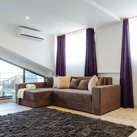 Amazing View Residences - Penthouse & Apartment Bucharest