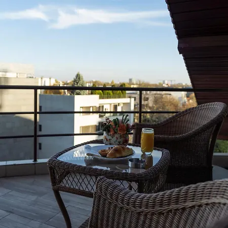 Amazing View Residences - Penthouse & Apartment *